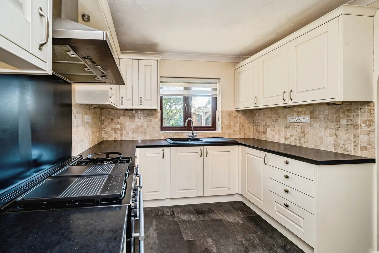 Wheelwrights, Weston Turville, Aylesbury, Buckinghamshire, HP22, photo 5