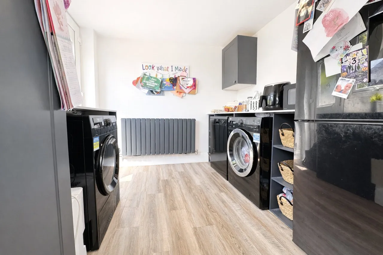 Hornsea Road, STOCKPORT, Cheshire, SK2, photo 5