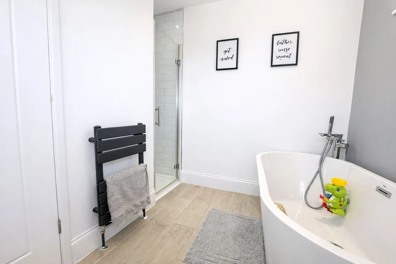 Hornsea Road, STOCKPORT, Cheshire, SK2, photo 13