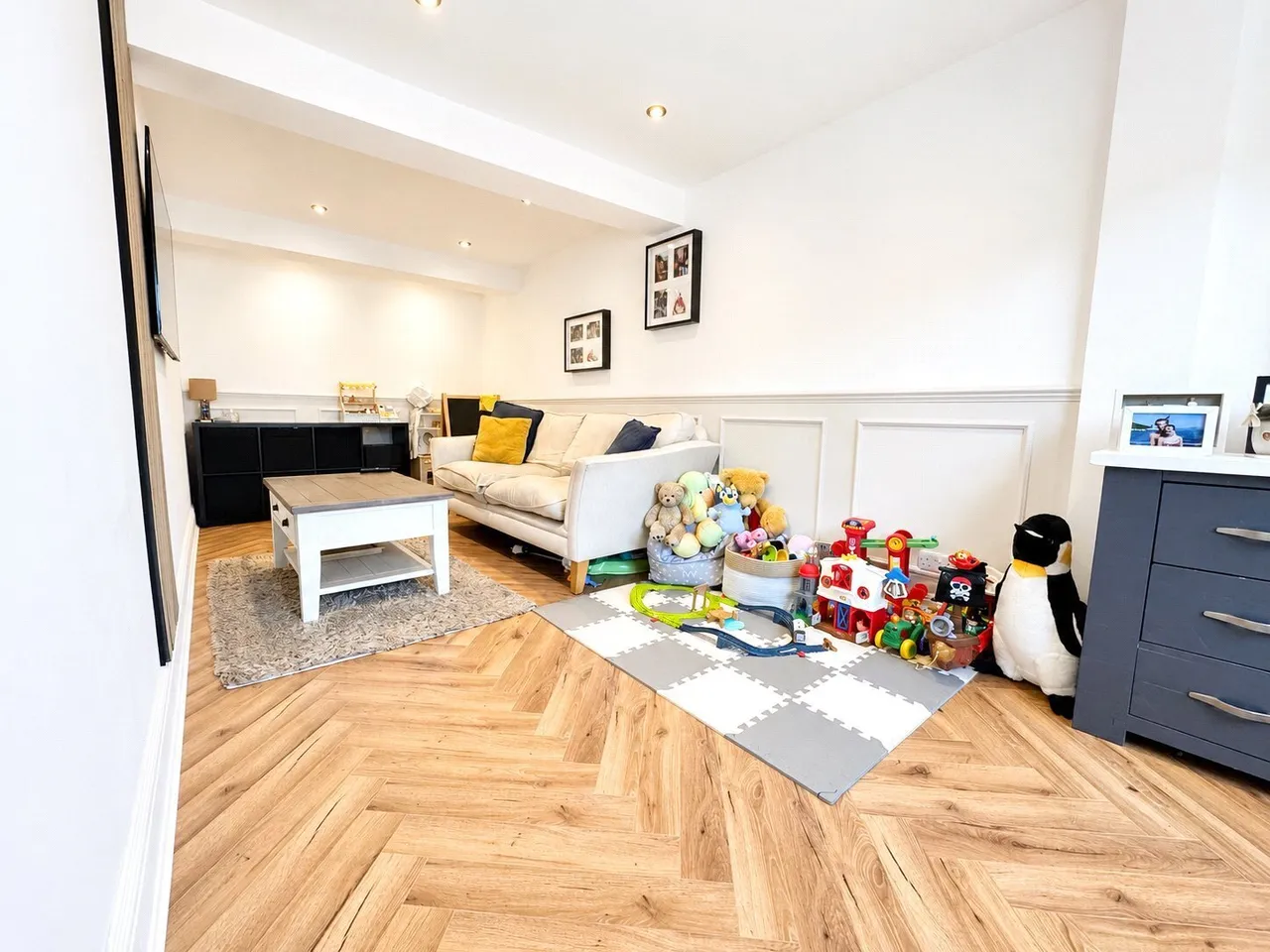 Hornsea Road, STOCKPORT, Cheshire, SK2, photo 7