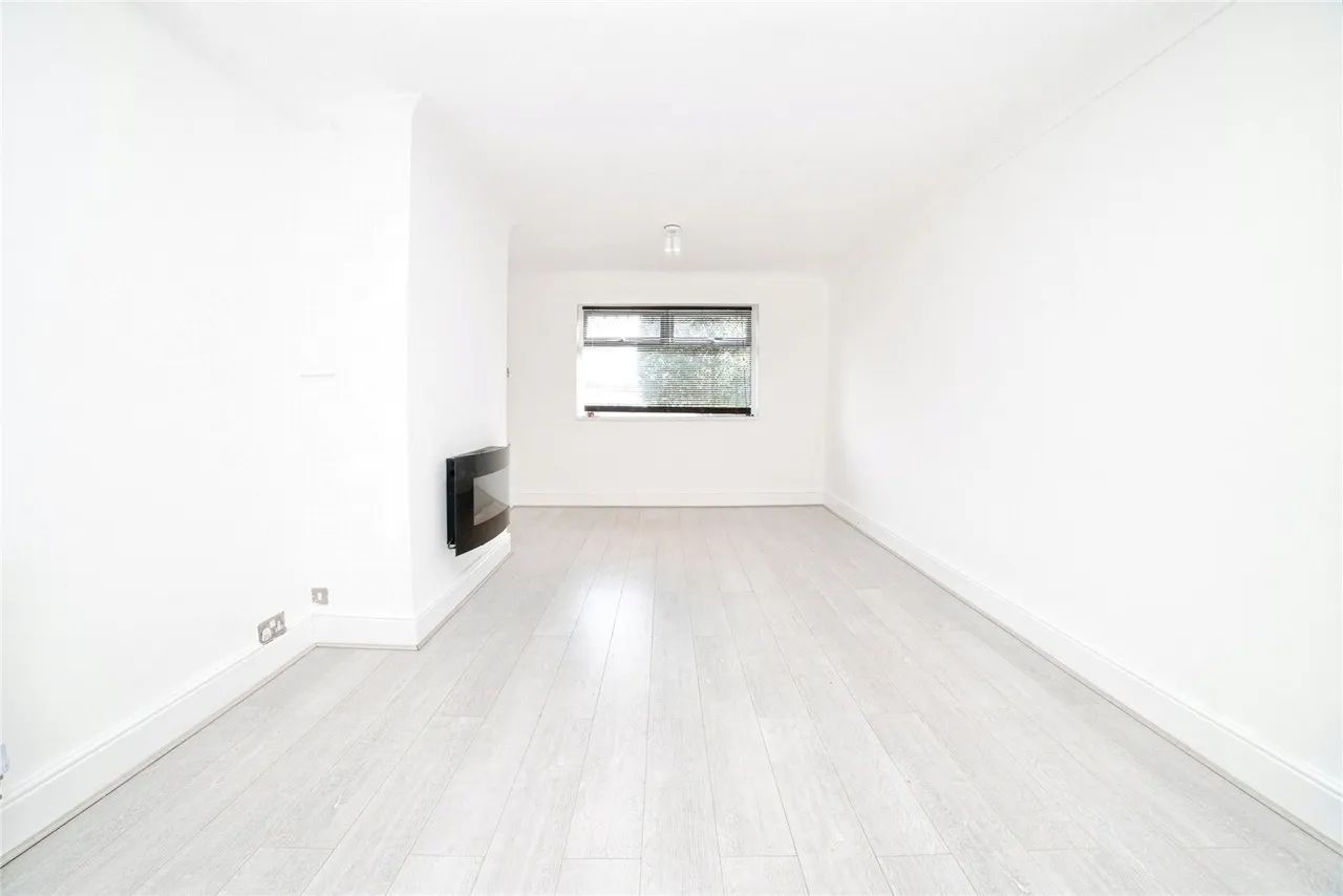 Eastfield Side, Sutton-in-Ashfield, NG17, photo 9