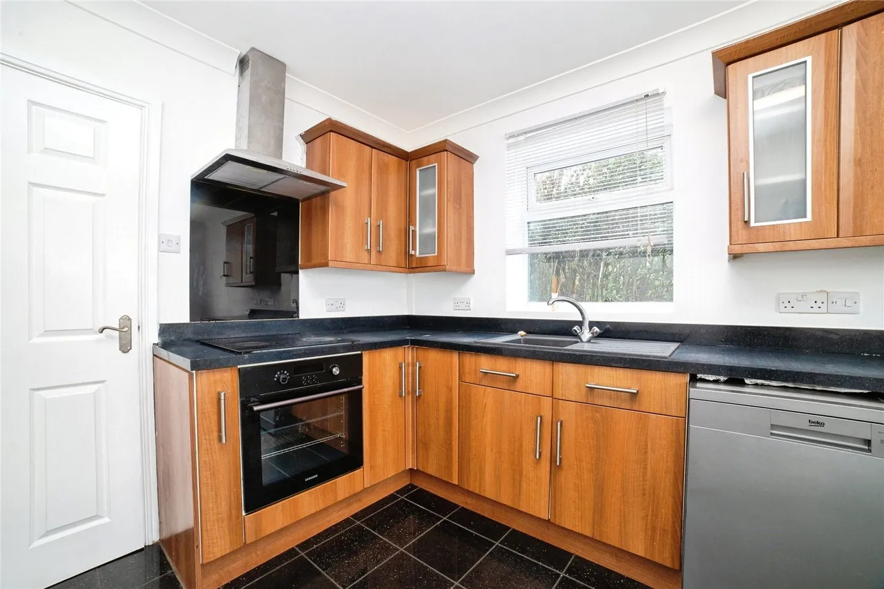 Eastfield Side, Sutton-in-Ashfield, NG17, photo 4