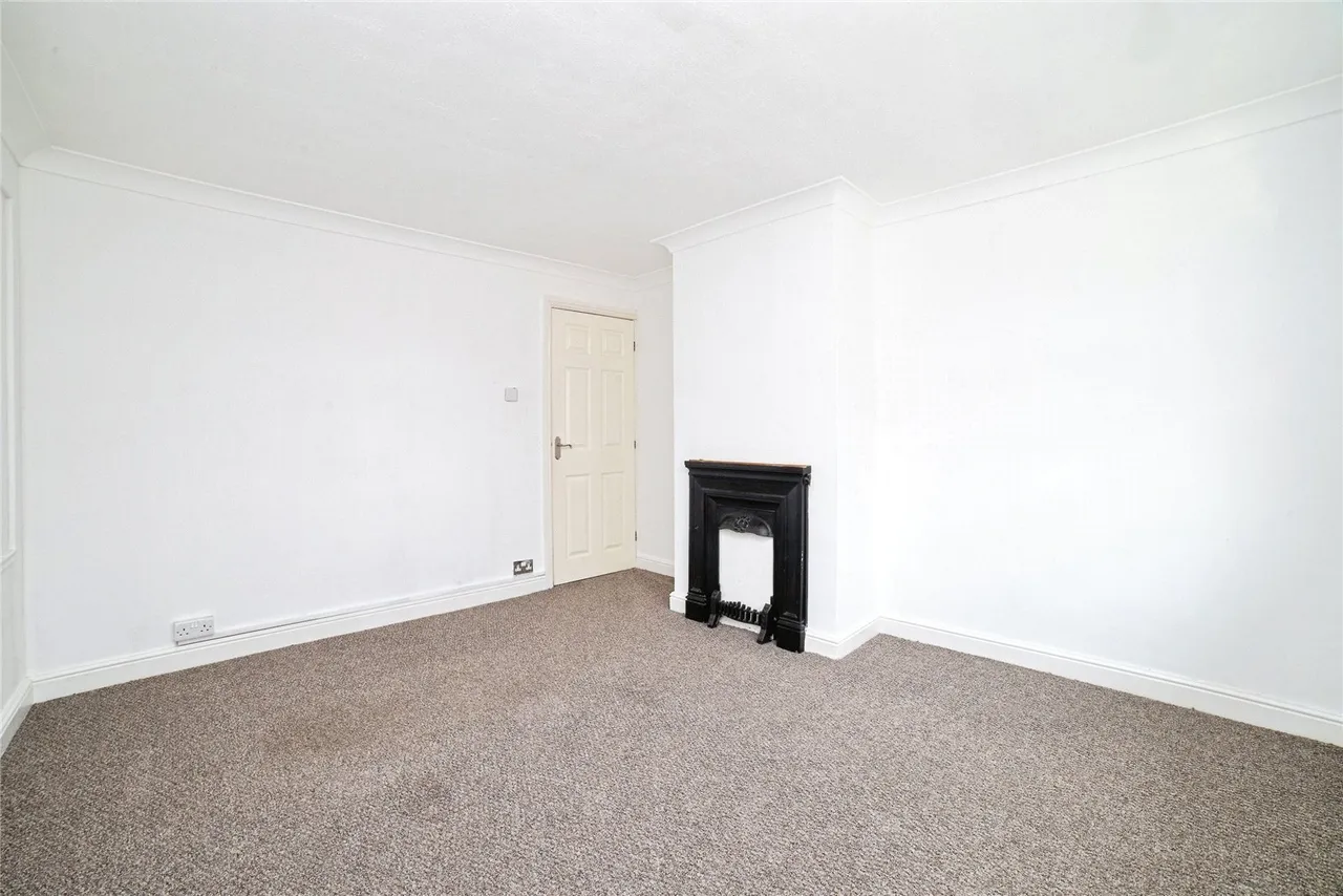 Eastfield Side, Sutton-in-Ashfield, NG17, photo 13