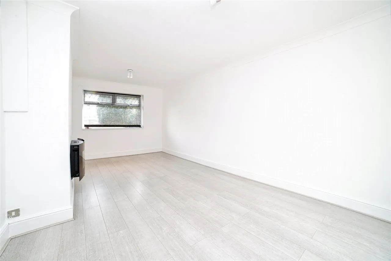 Eastfield Side, Sutton-in-Ashfield, NG17, photo 8