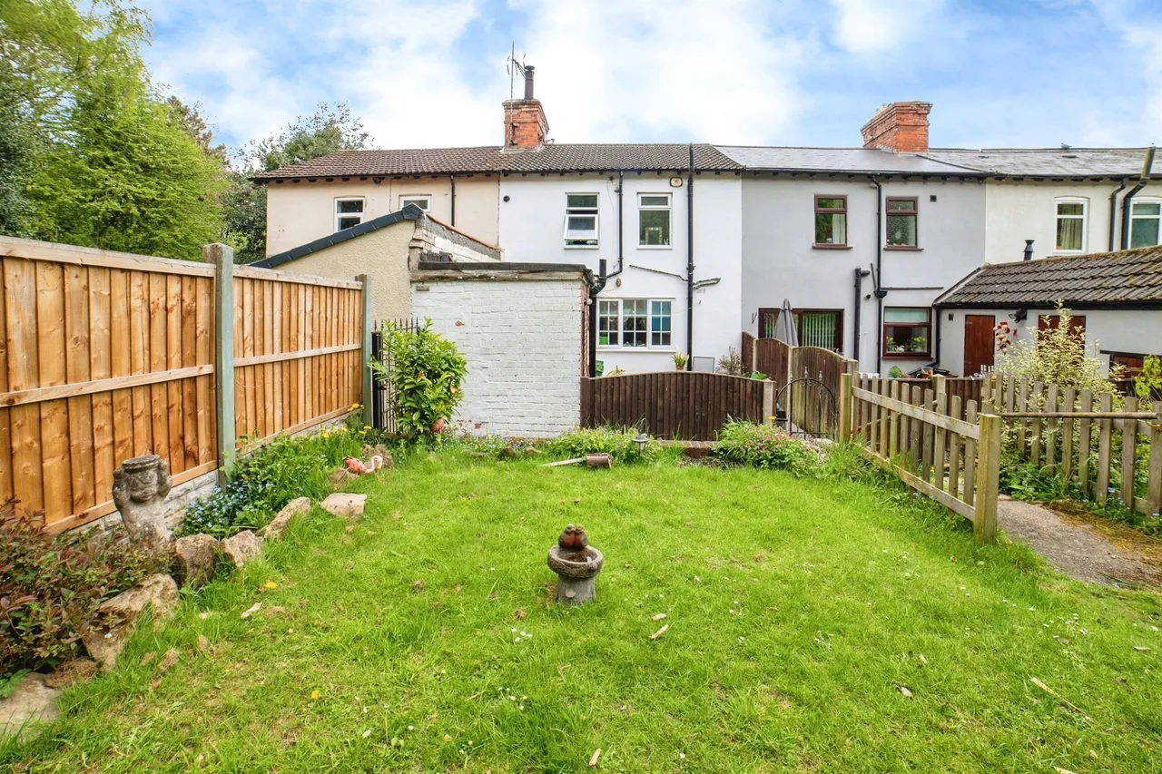 Chesterfield Road, Pleasley, NG19, photo 2