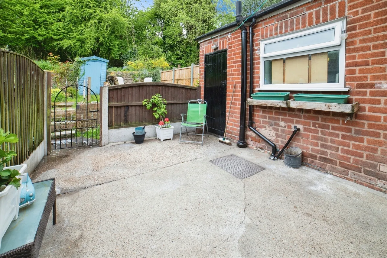 Chesterfield Road, Pleasley, NG19, photo 15