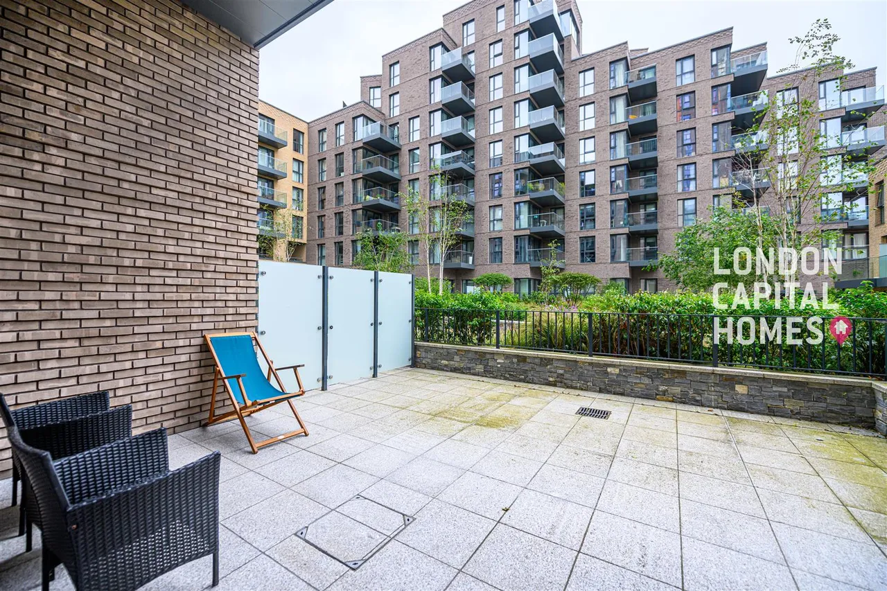 Coster Avenue, London, photo 17