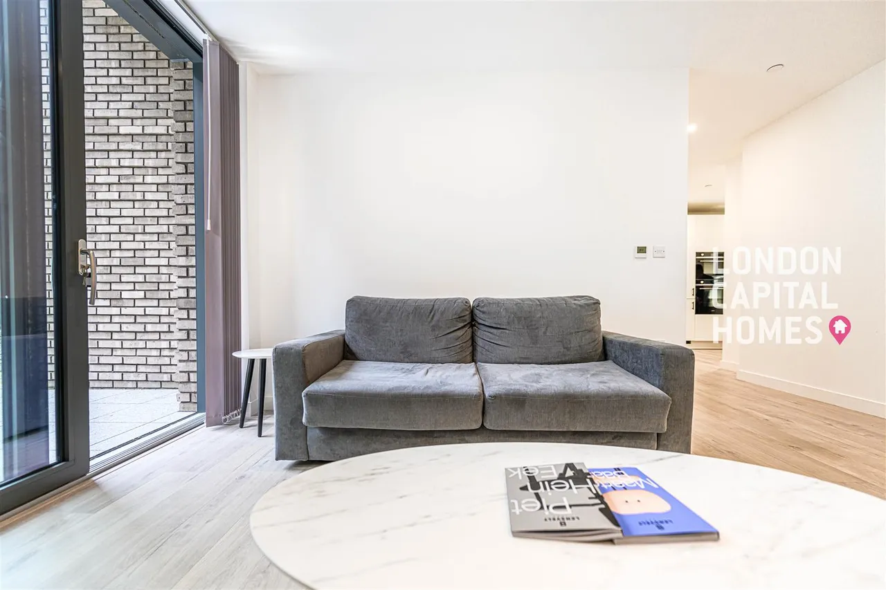Coster Avenue, London, photo 8