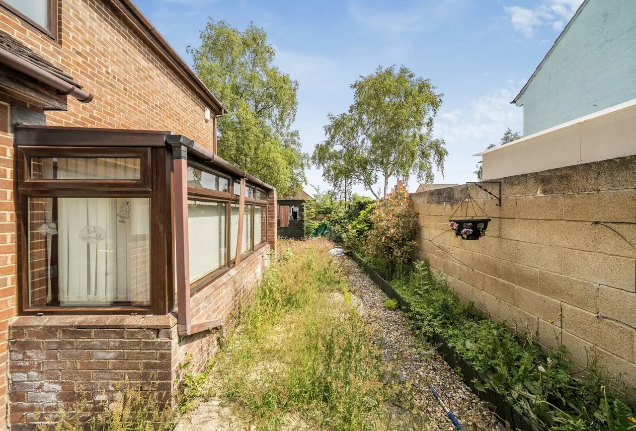 Gorse Leas, Oxfordshire, Headington, OX3 9DJ, photo 9