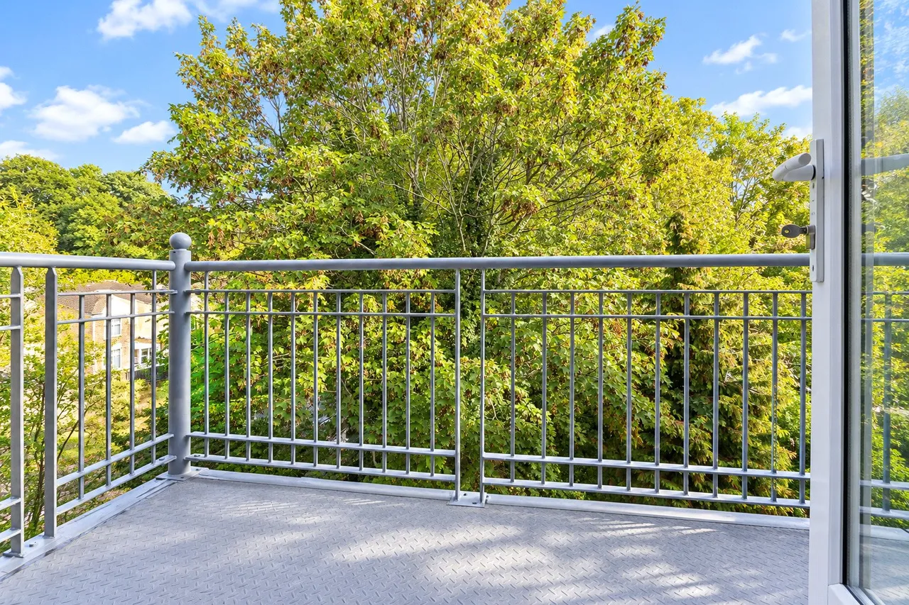 Heathside Road, Woking, GU22, photo 3