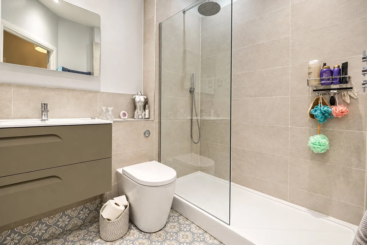 Heathside Road, Woking, GU22, photo 9