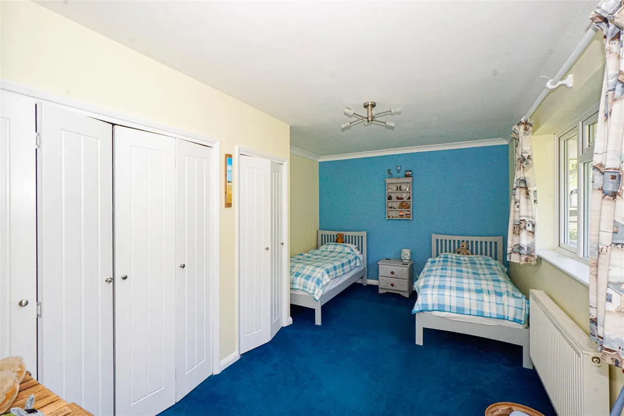 Cliff End Lane, Pett Level, photo 16