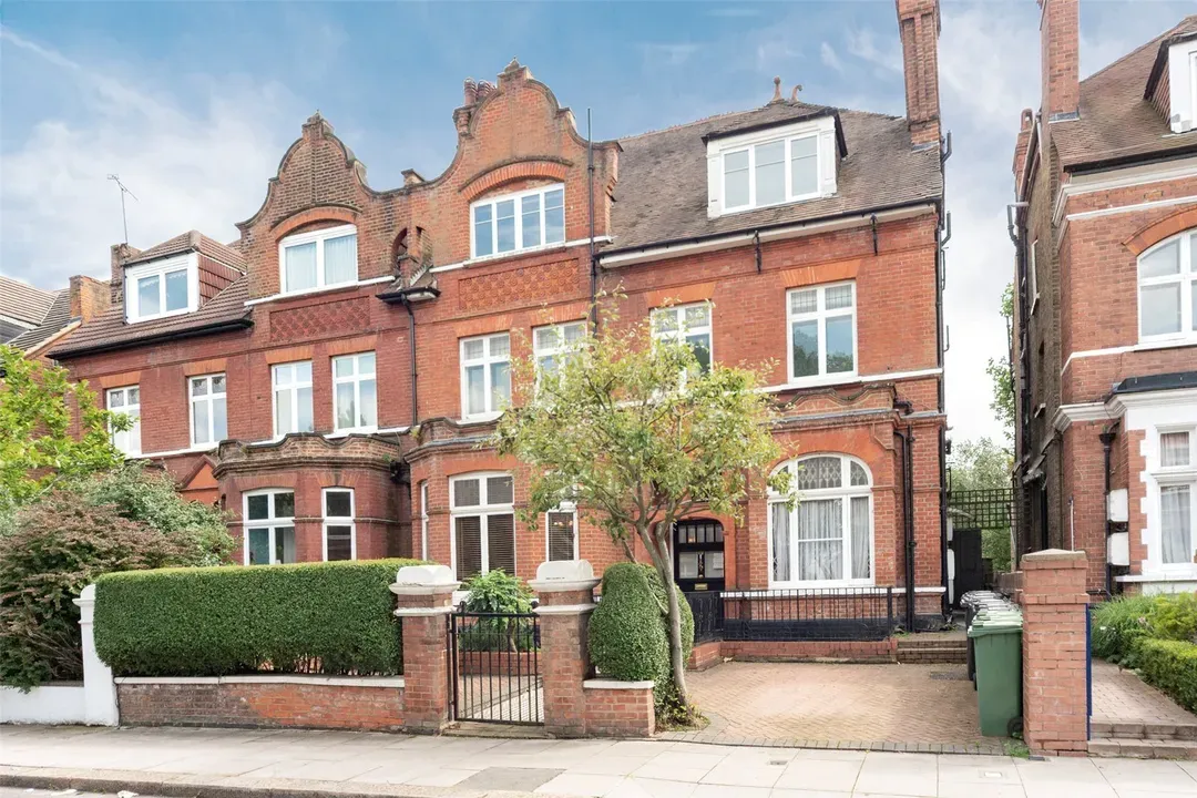 Broadhurst Gardens, South Hampstead, London, NW6, photo 21