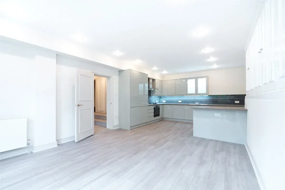 Broadhurst Gardens, South Hampstead, London, NW6, photo 16
