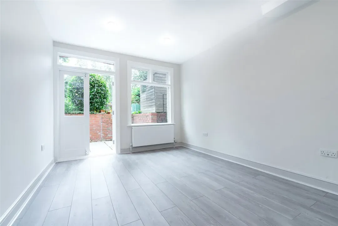 2 bed flat to rent — Broadhurst Gardens, South Hampstead, London, NW6
