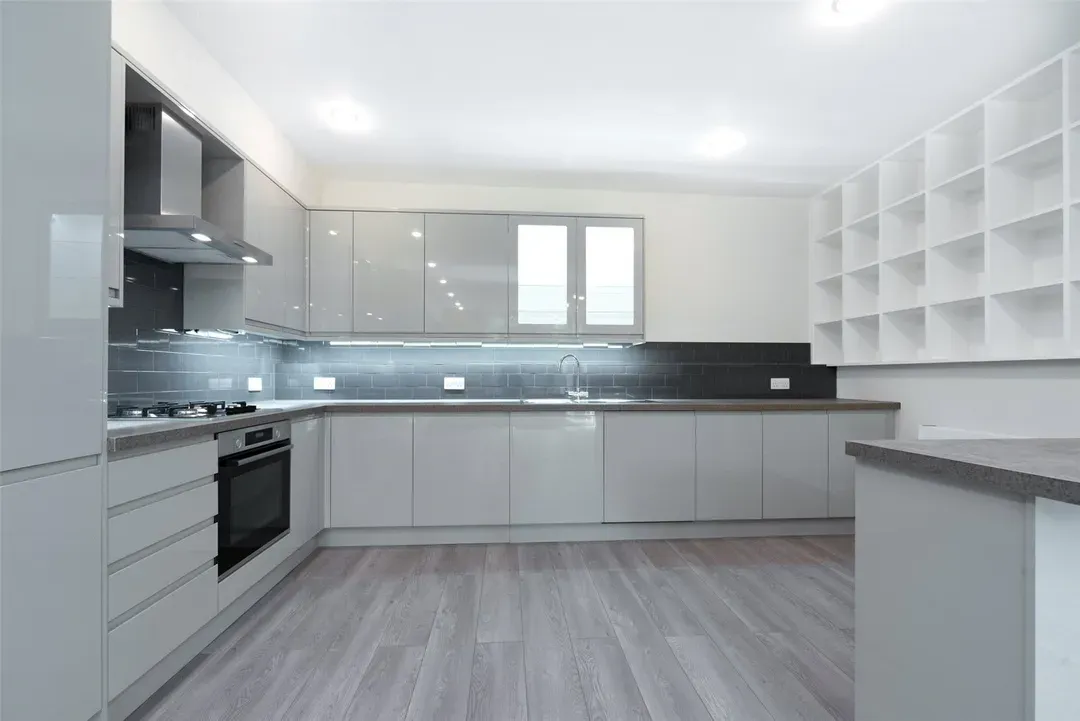 Broadhurst Gardens, South Hampstead, London, NW6, photo 3