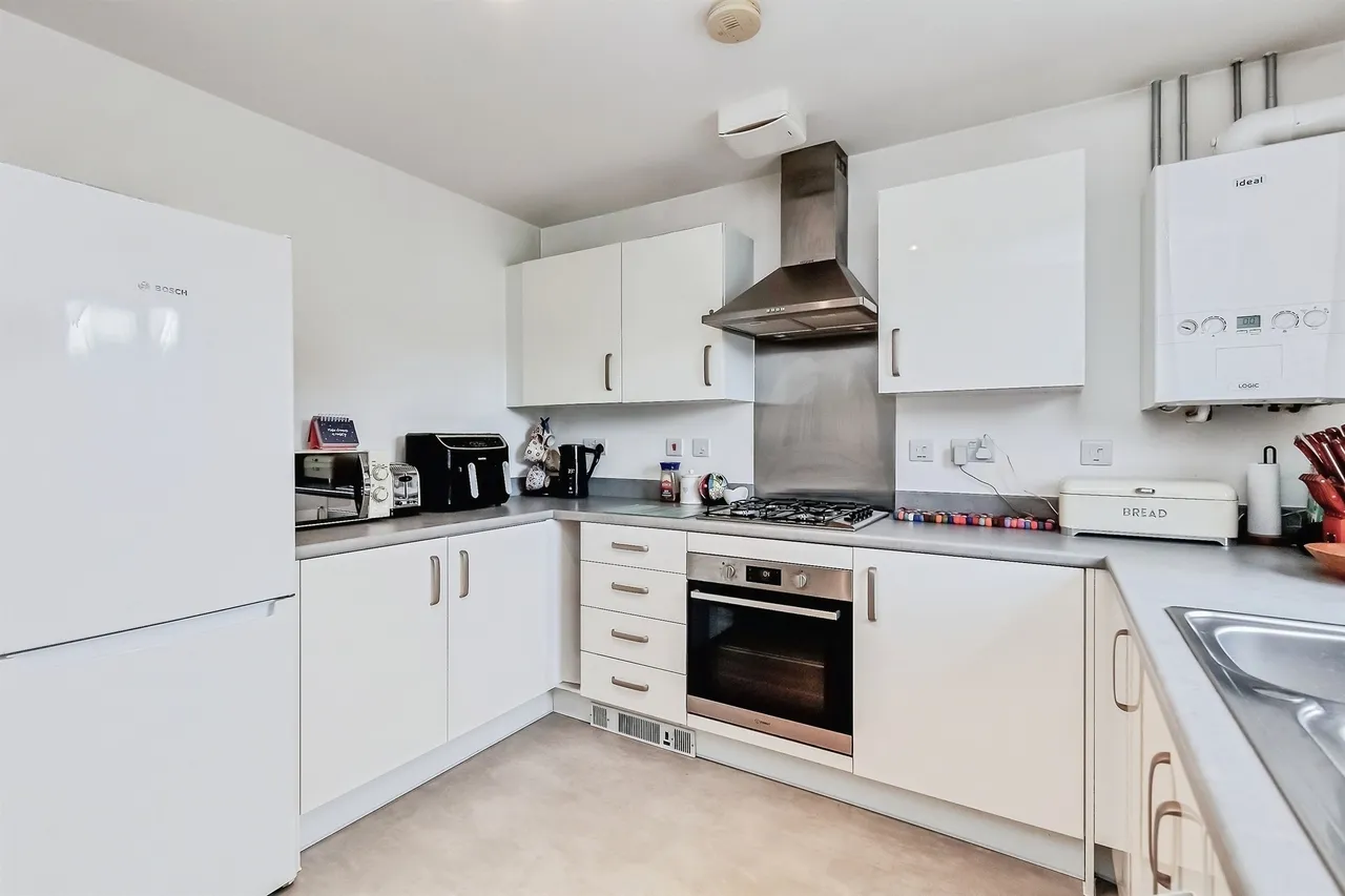 Carver Way, Ramsey, PE26, photo 3