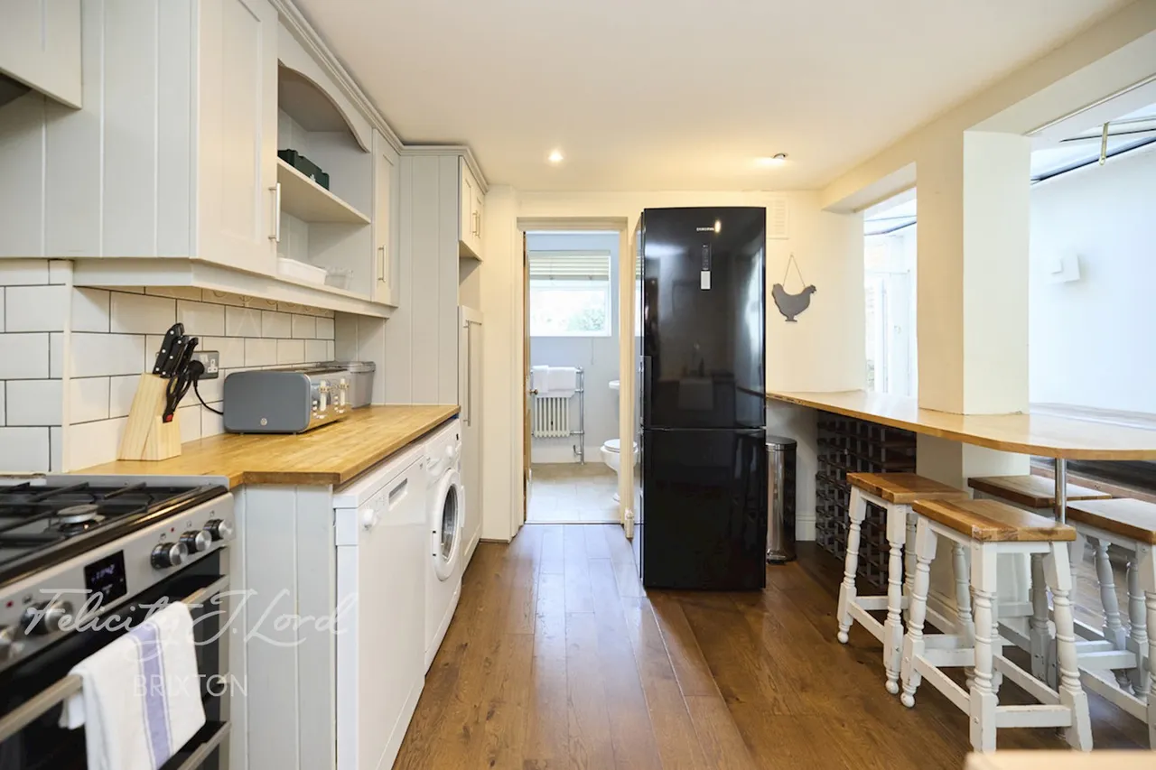 Taybridge Road, London, photo 21