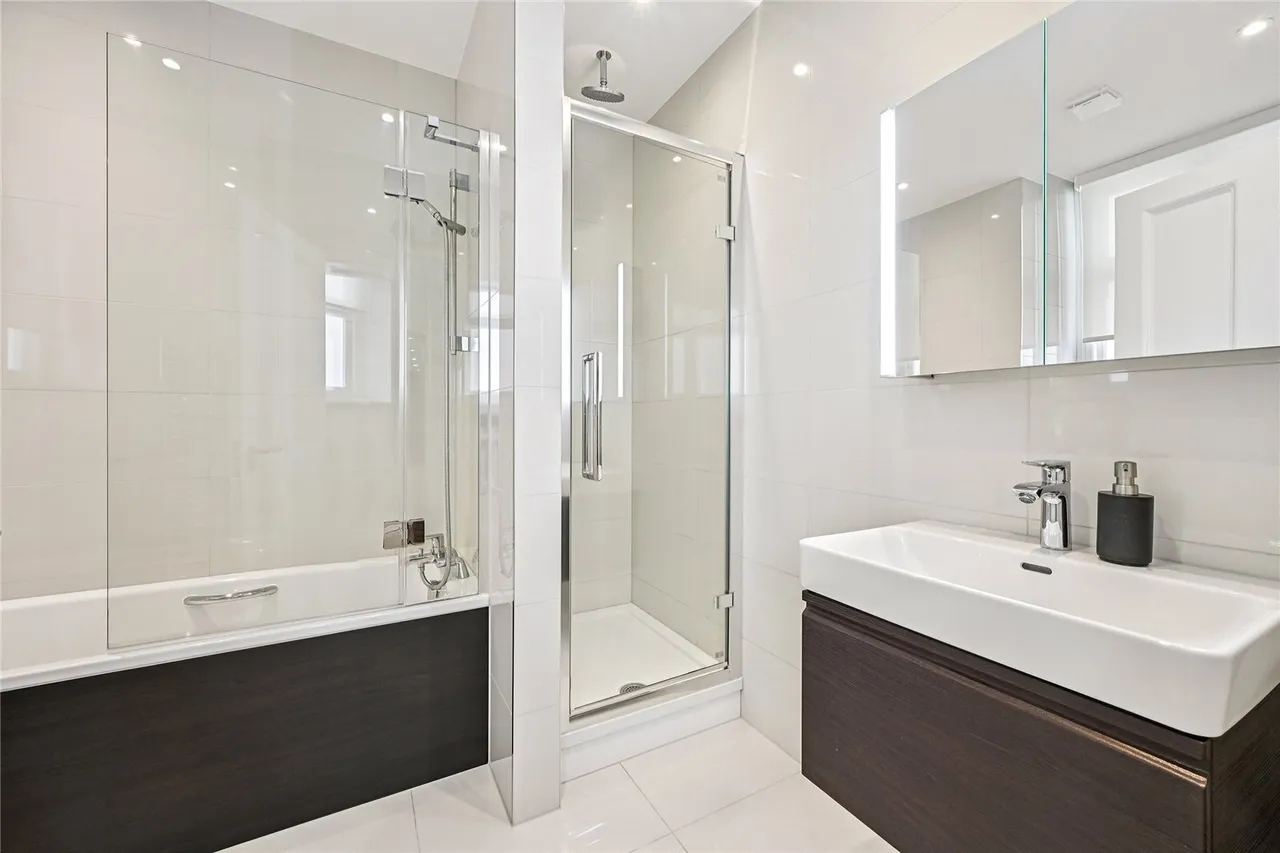 Stratton Street, London, W1J, photo 13