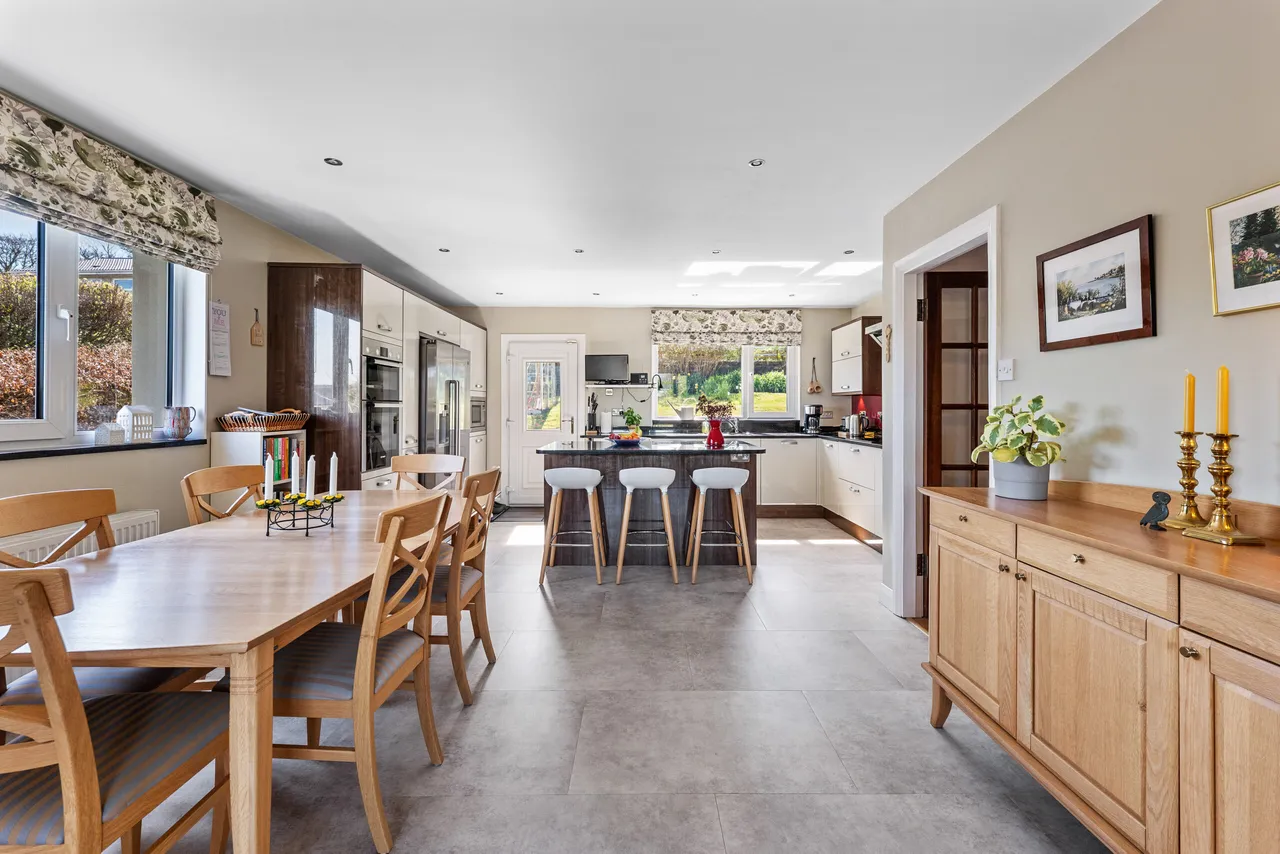 24 Lovat Avenue, Bearsden, G61 2JW, photo 6