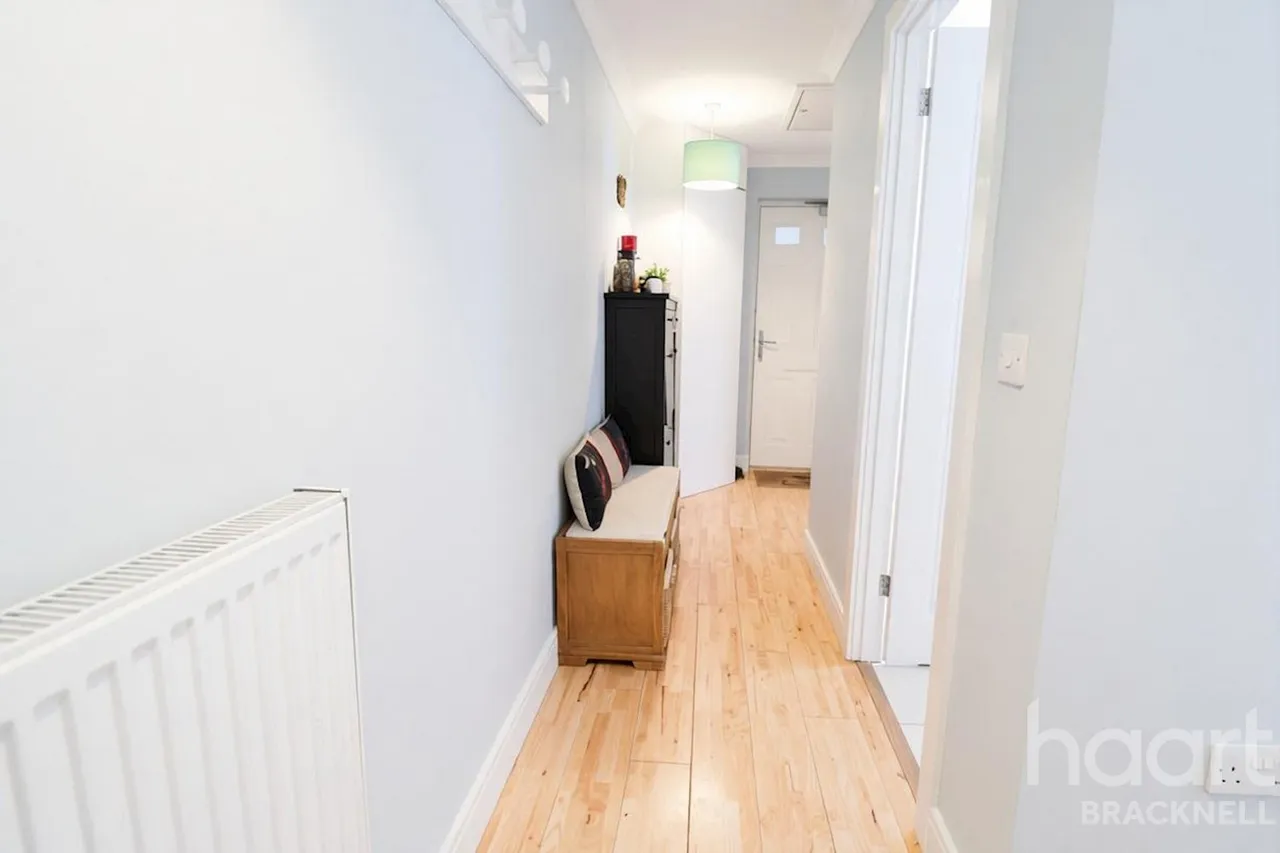 Kimberley, Bracknell, RG12, photo 15