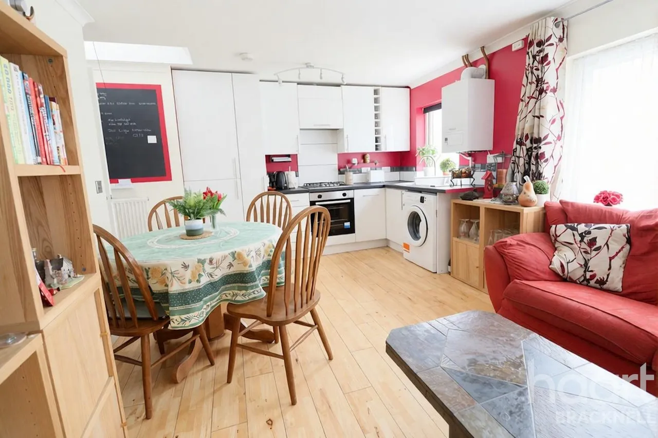 Kimberley, Bracknell, RG12, photo 11