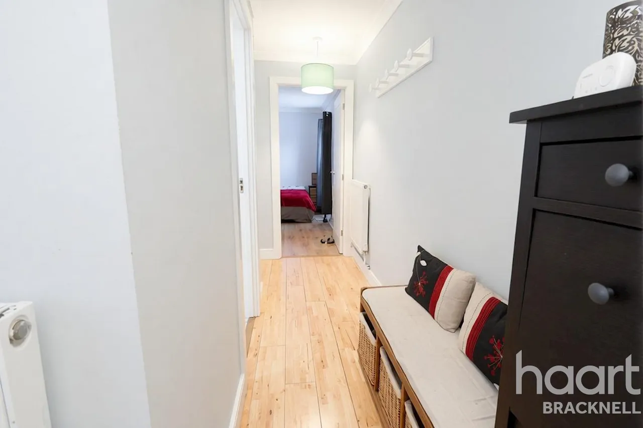 Kimberley, Bracknell, RG12, photo 17