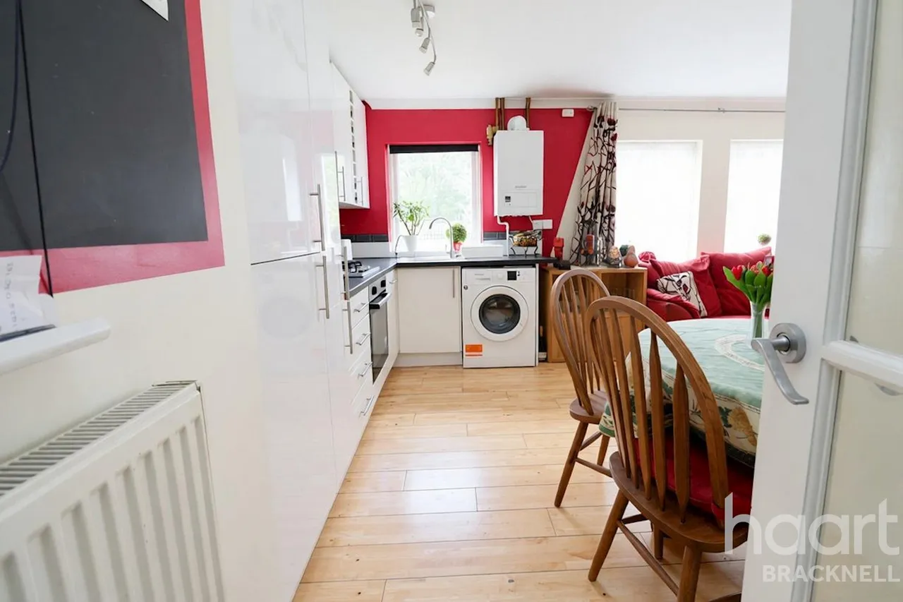 Kimberley, Bracknell, RG12, photo 14