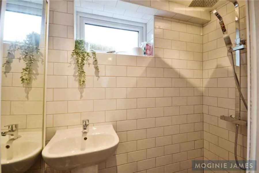 Lochaber Street, Roath, CF24, photo 10
