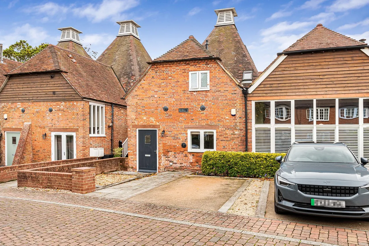 Oast Lane, Upper Froyle, GU34, photo 16