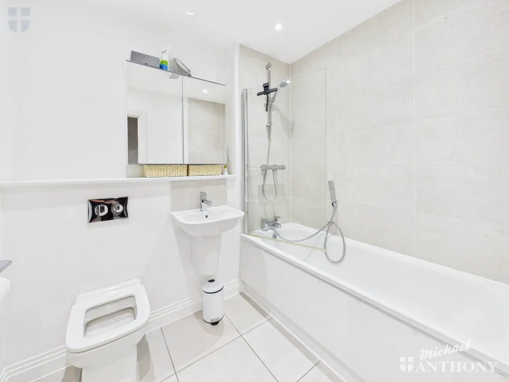 Timms Close, Aylesbury, HP20 1AZ, photo 7