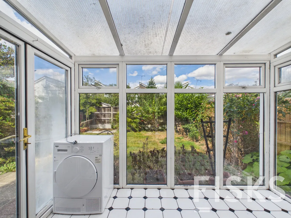 London Road, Benfleet, SS7, photo 6
