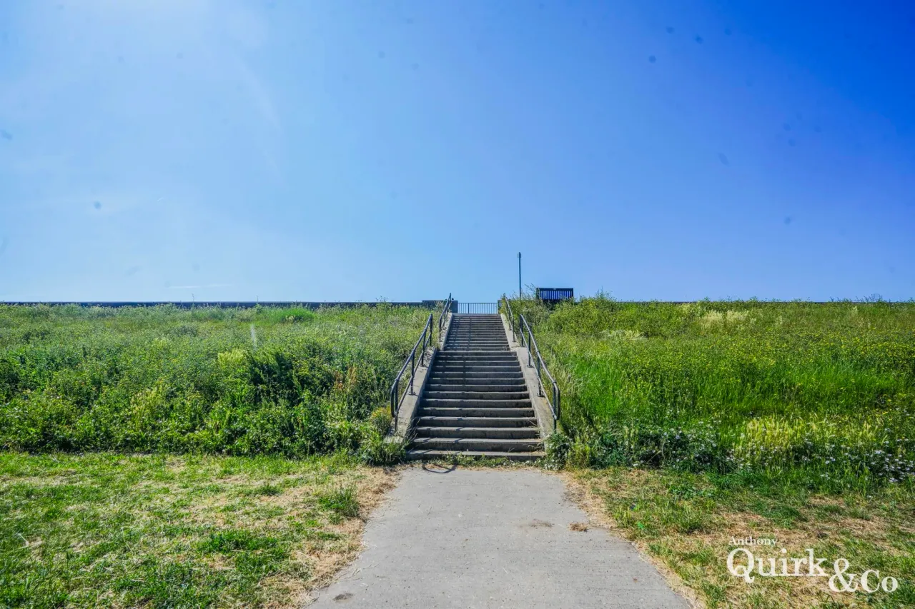 Eastern Esplanade, Canvey Island, SS8, photo 17
