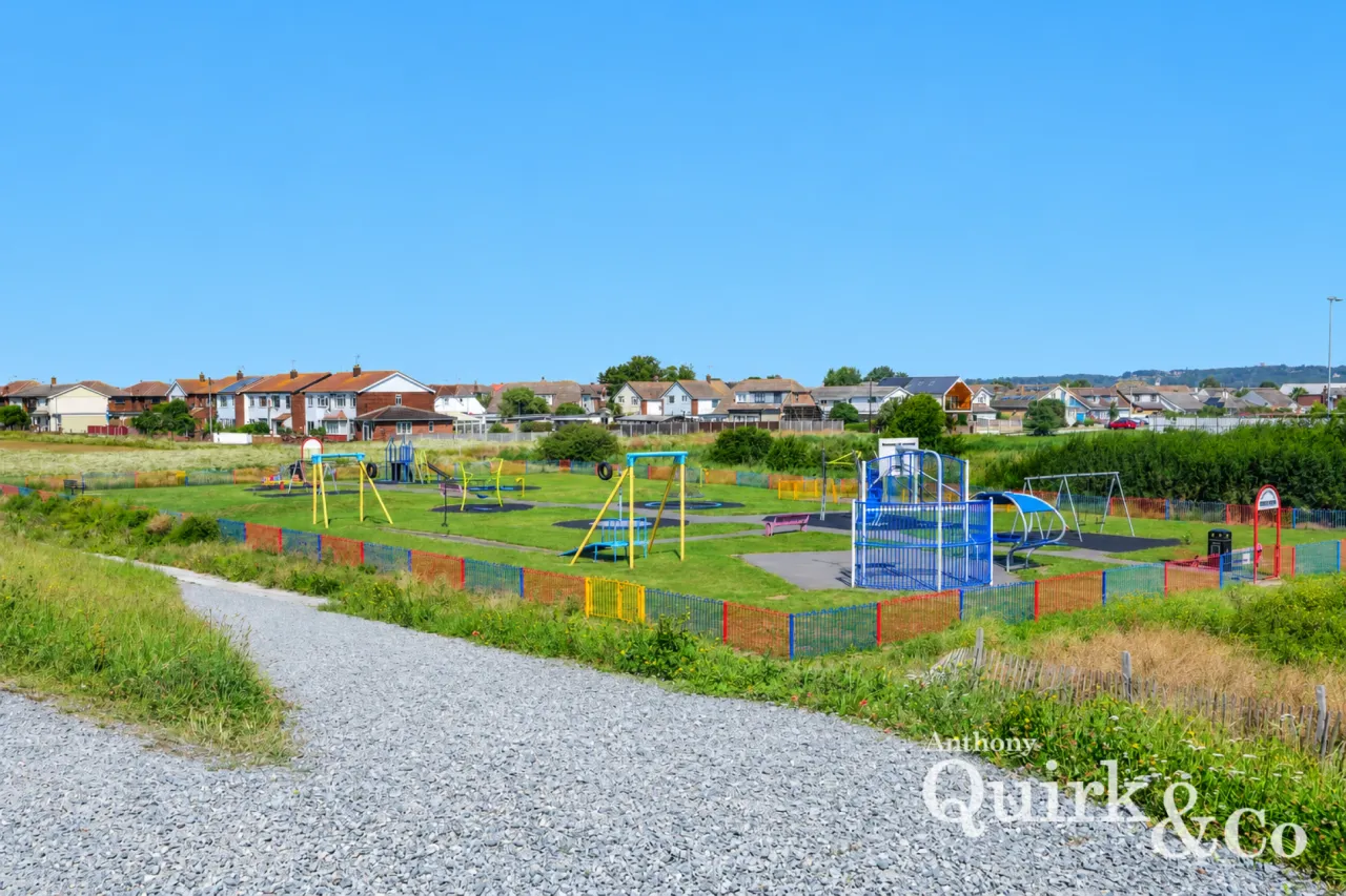Eastern Esplanade, Canvey Island, SS8, photo 19