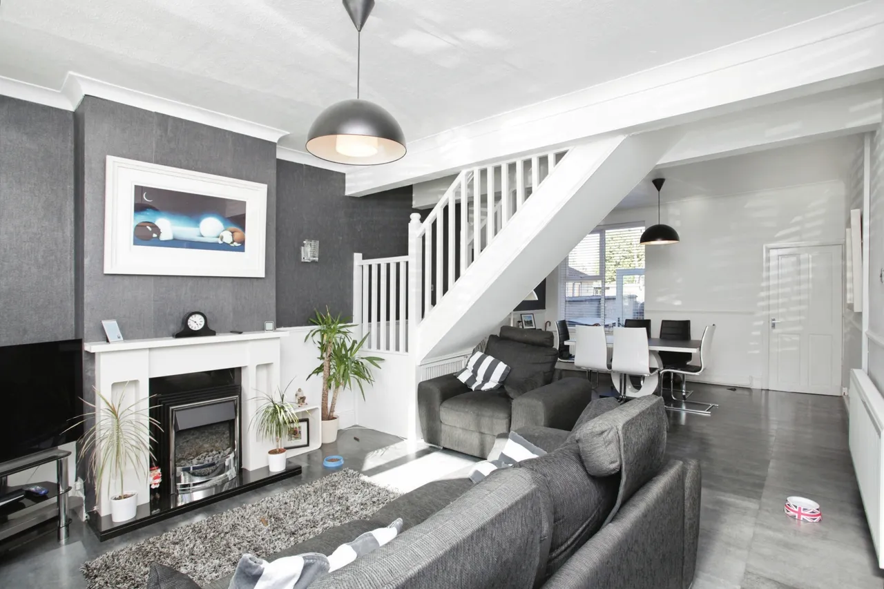 2 bed house for sale — King Edward Road, Nuneaton