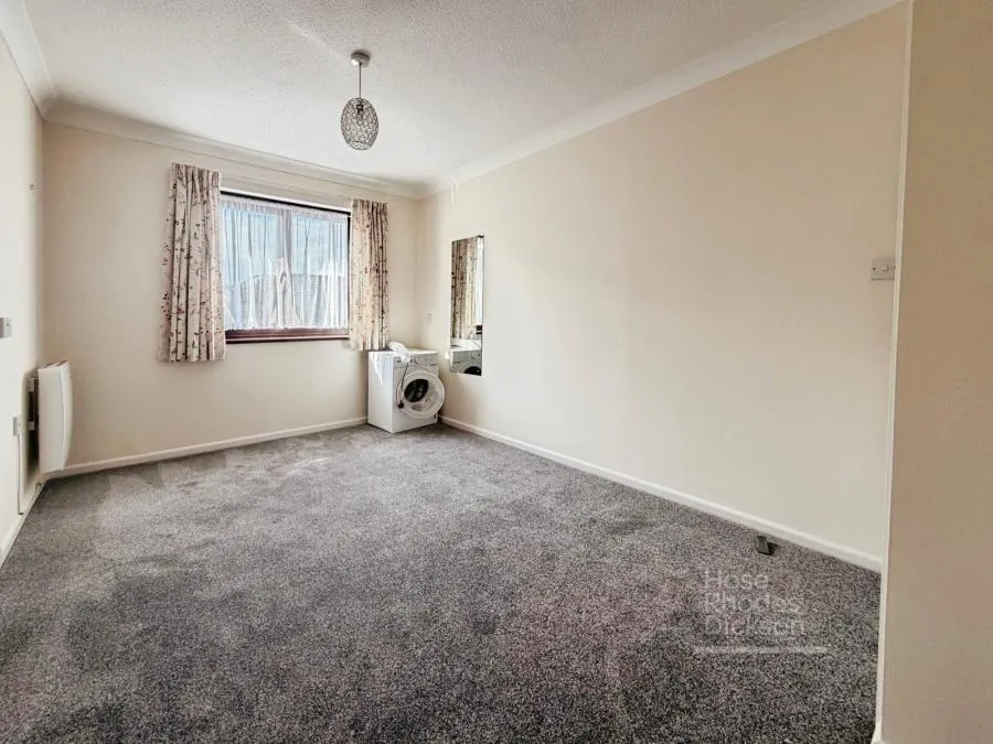 Trafalgar Road, Newport, PO30, photo 5