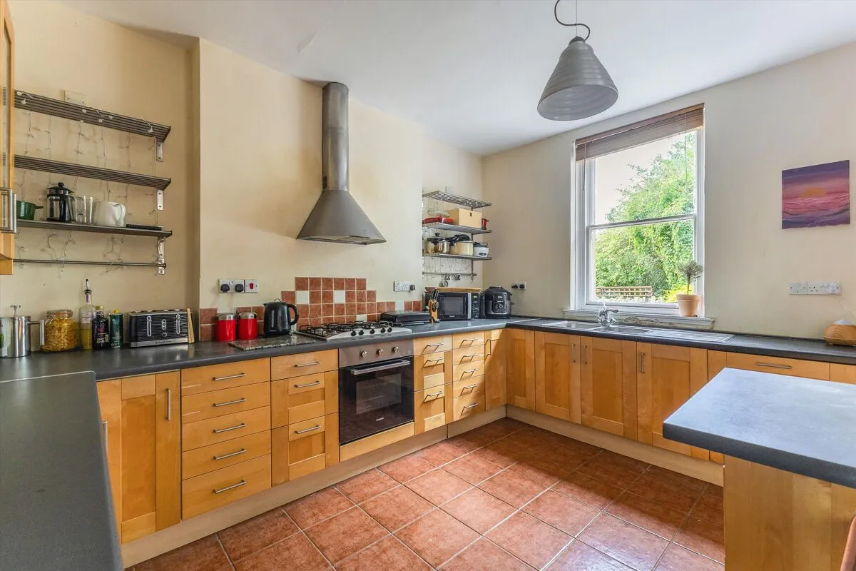 Lower Oldfield Park, Bath, BA2, photo 3
