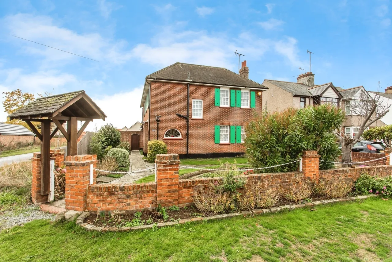 4 bed house for sale — High Street, Great Wakering, Southend-on-Sea, Essex, SS3