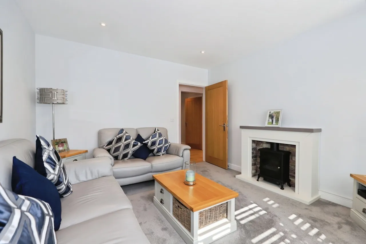 Ludlow Road, Kidderminster, DY10, photo 10