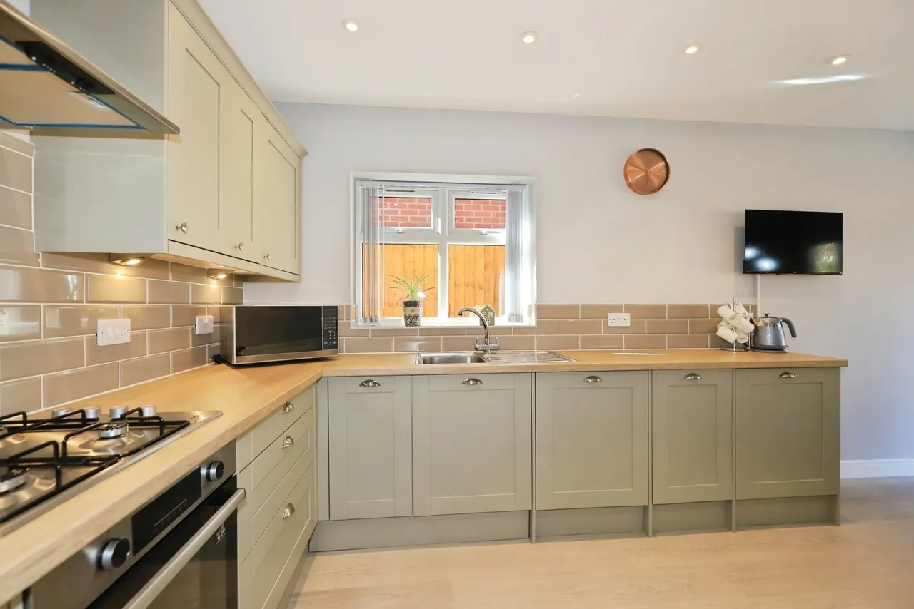 Ludlow Road, Kidderminster, DY10, photo 5
