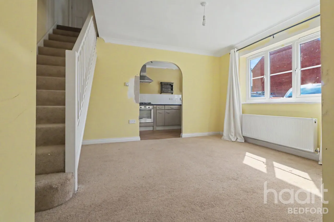 Eagle Way, Bedford, MK43, photo 2