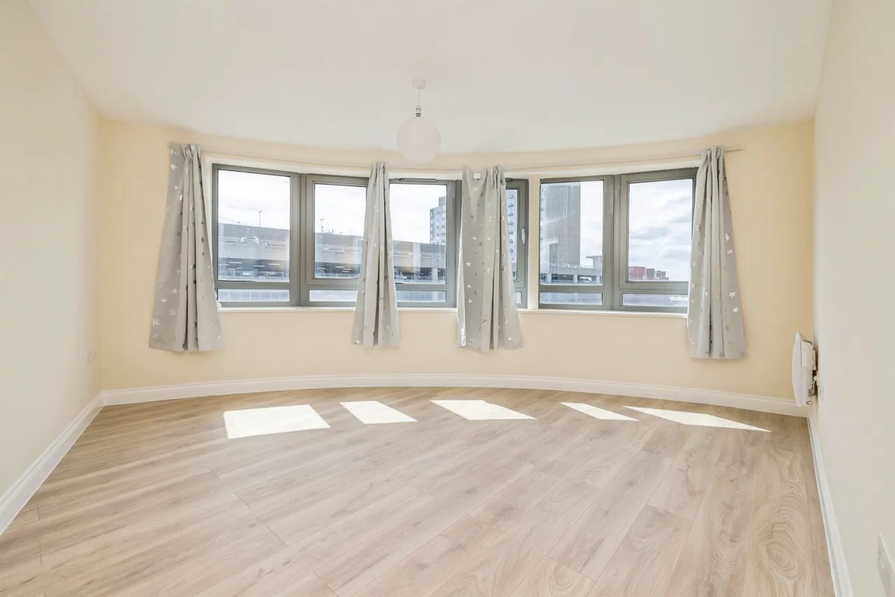 Loates Lane, Watford, photo 6