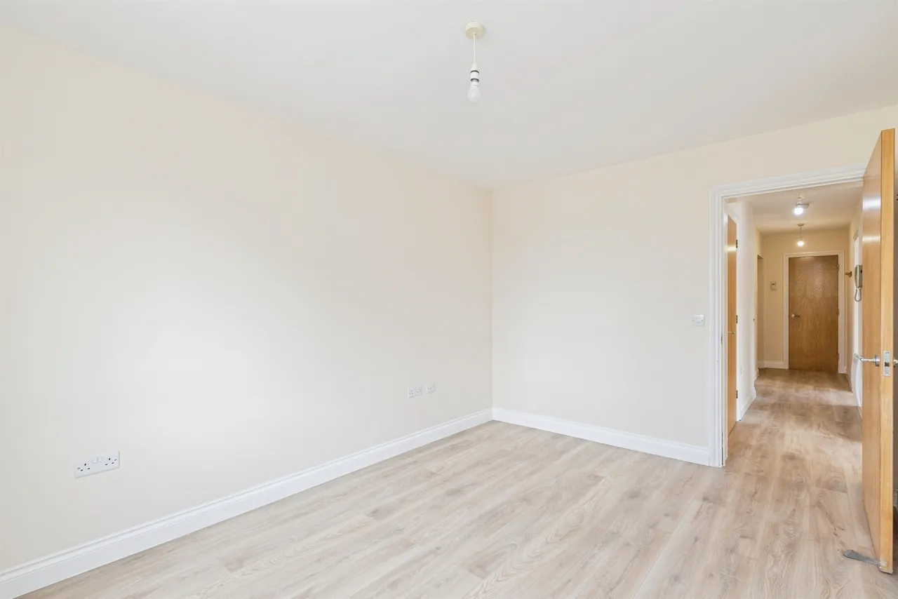 Loates Lane, Watford, photo 10