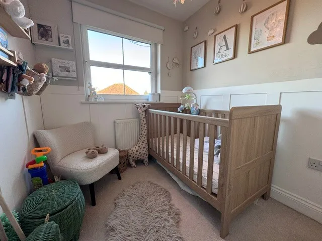 Chertsey Street, Fleet, Hampshire, GU51 1HS, photo 11