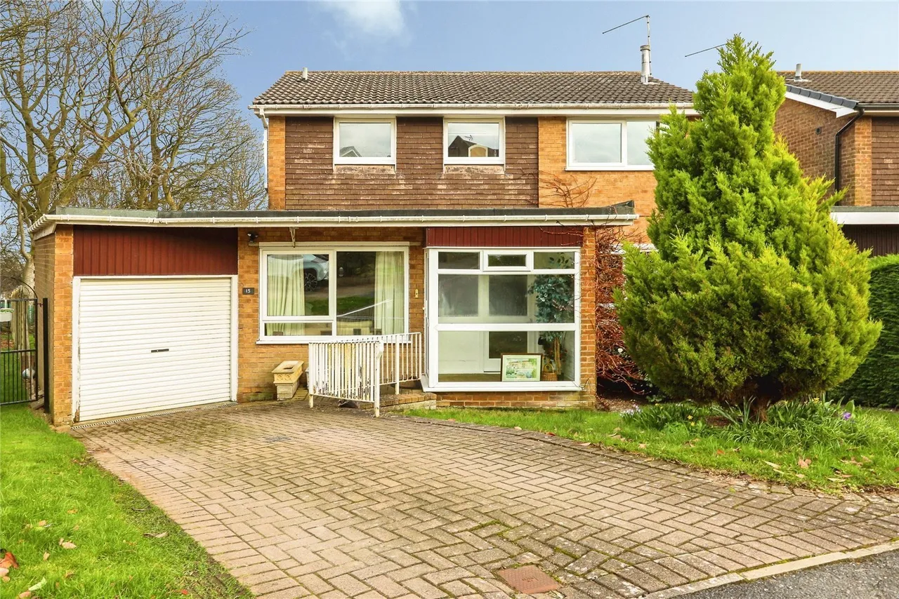 4 bed house for sale — Hallam Grange Croft, Fulwood, Sheffield, S10