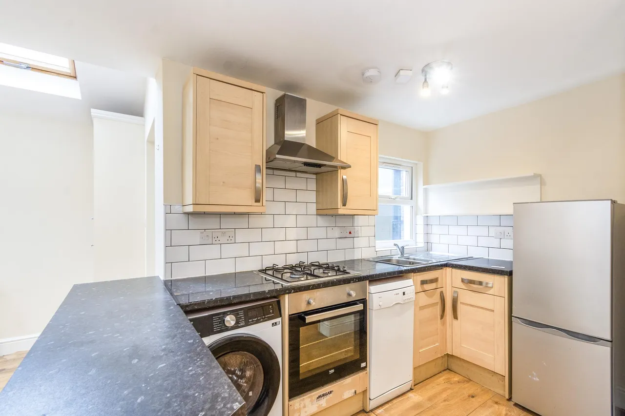 Berrymead Gardens, London, W3, photo 9