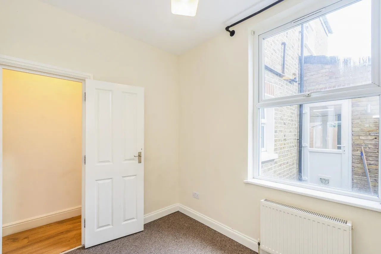 Berrymead Gardens, London, W3, photo 19