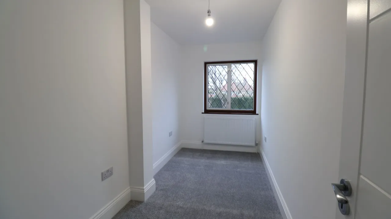 Southend Road, Stanford-le-Hope, Essex, SS17 7AH, photo 18