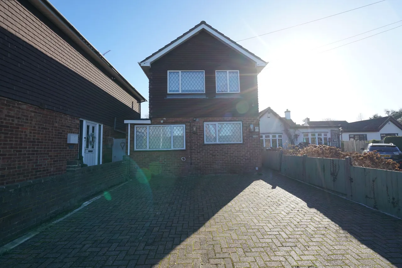 Southend Road, Stanford-le-Hope, Essex, SS17 7AH, photo 2