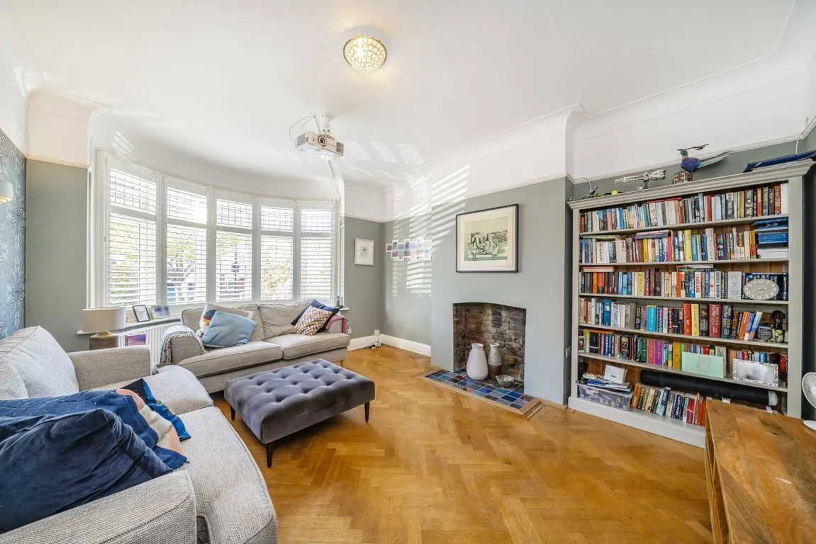 Abbotswood Road, SW16, photo 4